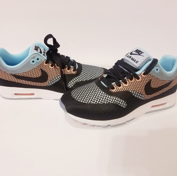 Women's Nike Air Max 1 Ultra 2.0 896191 400 Black Women's Nike Air Max 1 Ultra 2.0 896191 400 Black